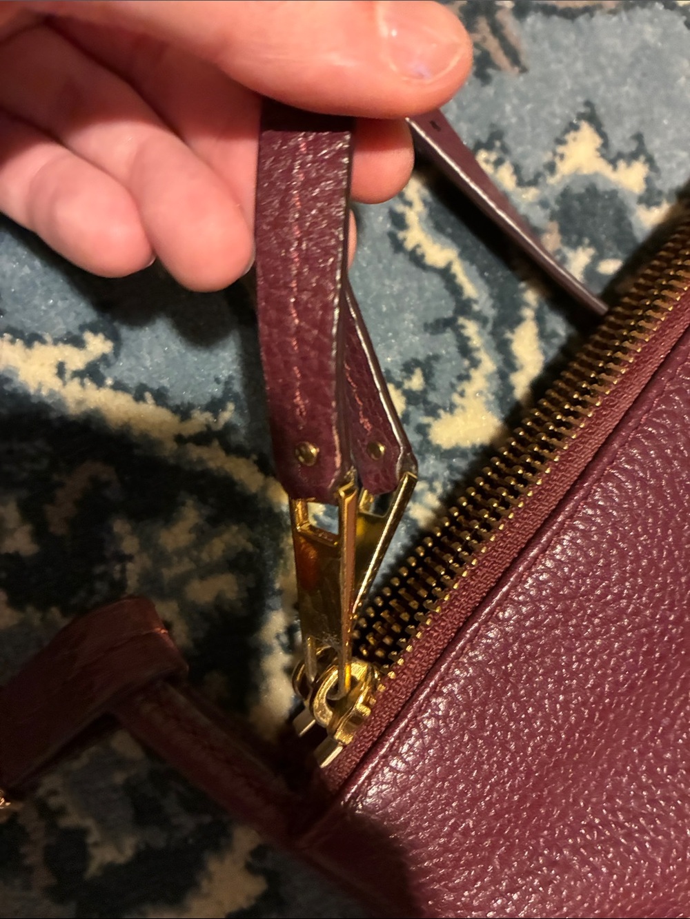 Marc Jacobs 2010s Leather Crossbody Saddle Bag in Burgundy - Picture 12 of 12
